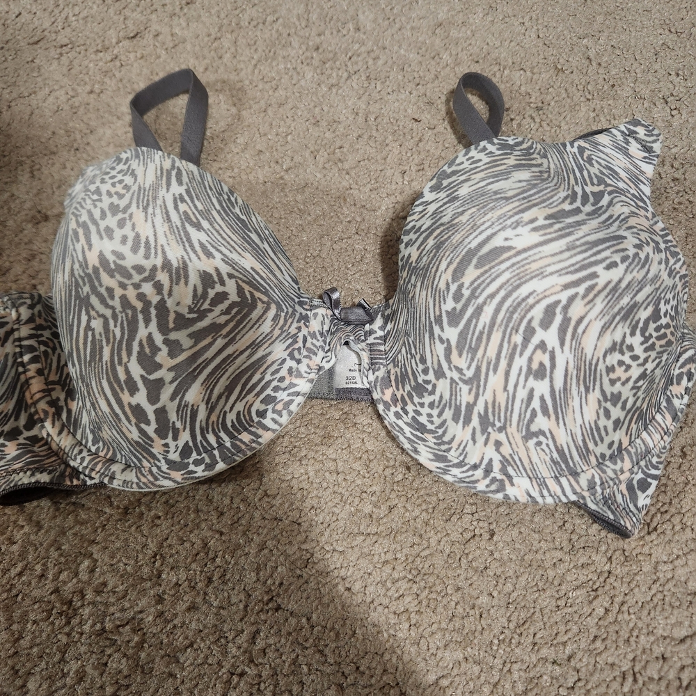 Maidenform Zebra Print Bra - Gray and Cream